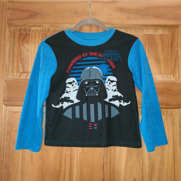 Boys Star Wars Darth Vader Fleece Pajama Set - Picture 2 of 5